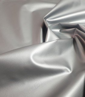 Waterproof PVC fabric for outdoor protection